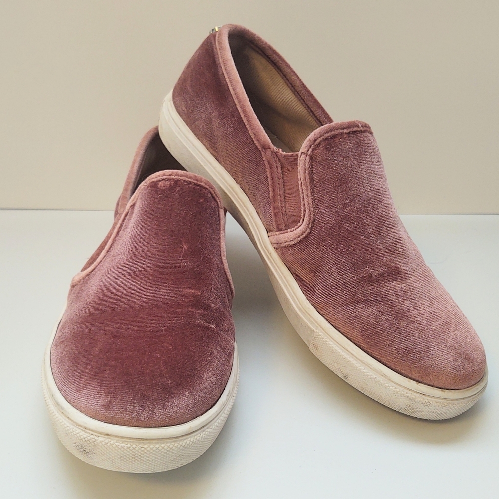 STEVE MADDEN Blush Pink Crushed Velvet Slip On Shoes Size 8.5